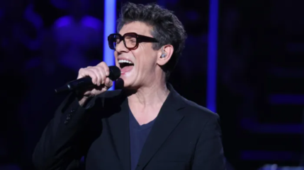Marc Lavoine accusé d’avoir eu un geste déplacé lors du prime de la Star Academy (vidéo)