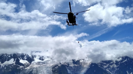 Mont Blanc du Tacul : trois alpiniste coincés toute une nuit à 4000 mètres d’altitude