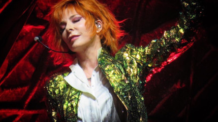 Mylène Farmer est de retour avec "Remix XL" Mylène Farmer est de retour avec "Remix XL"