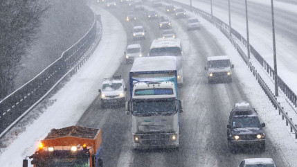 Prudence sur les routes ce matin avec la neige
