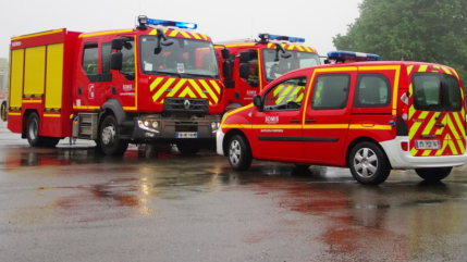 Saint-Gervais : un incendie près du centre de vacances Les Écureuils, cinq véhicules de secours mobilisés Saint-Gervais : un incendie près du centre de vacances Les Écureuils, cinq véhicules de secours mobilisés