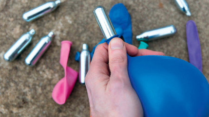 Savoie : La Préfecture interdit l'usage et la détention de gaz hilarant