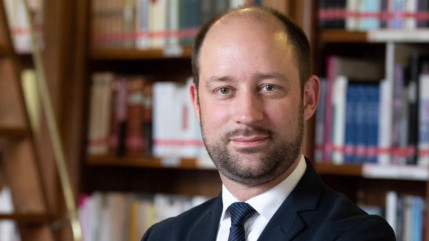 Tract visant Lo&iuml;c Herv&eacute; : Une "man&oelig;uvre inadmissible" pour les autres s&eacute;nateurs