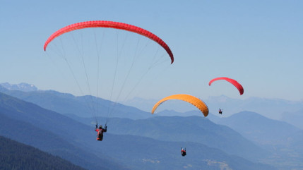 Un grave accident de parapente sur le bassin annécien