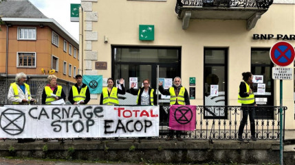 Une nouvelle action militante à Cluses Une nouvelle action militante à Cluses