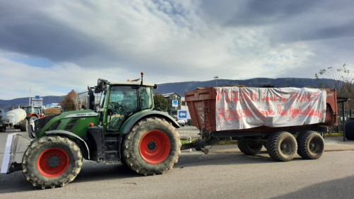 Chambéry : un rassemblement d'éleveurs face à l'abatage systématique lors d'un cas de dermatose