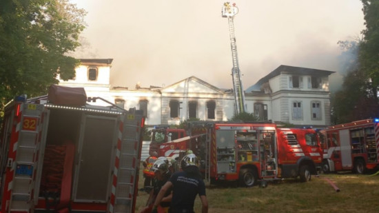 Ain : Incendie du ch&acirc;teau de Divonne-les-Bains