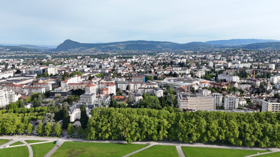 Annecy : la coupe du monde de foot entra&icirc;ne des changements