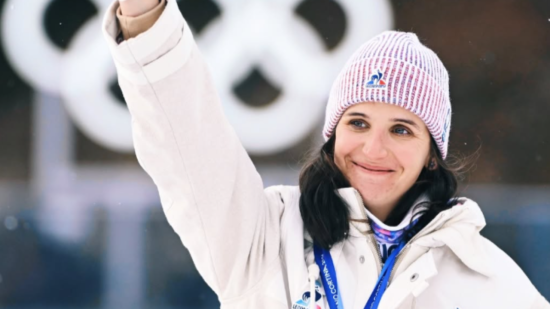La biathlète Julia Simon retrouve un travail au Comité de Savoie La biathlète Julia Simon retrouve un travail au Comité de Savoie