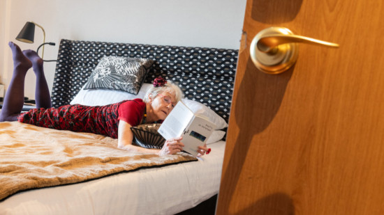 "La nuit, quand on voit des lumi&egrave;res allum&eacute;es, on s'imagine des choses" : A Annecy, des sc&egrave;nes de th&eacute;&acirc;tre se d&eacute;roulent dans un h&ocirc;tel