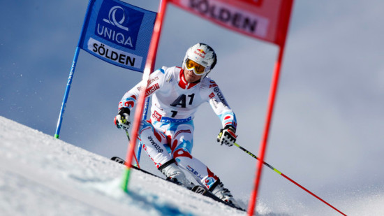 Le "Goat" du ski fran&ccedil;ais termine sa carri&egrave;re sous une douche de champagne