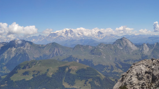 Mont-Blanc : Des alpinistes bloqu&eacute;s au Mont-Blanc redescendent en h&eacute;licopt&egrave;re... &agrave; leur frais