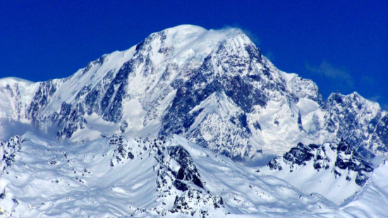 Mont-Blanc : Une alpiniste retrouv&eacute;e sans vie sur le glacier du Tour