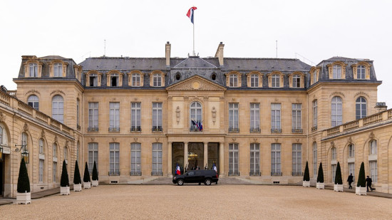 Pays de Savoie : Une r&eacute;union &agrave; l'Elys&eacute;e entre des maires et Emmanuel Macron