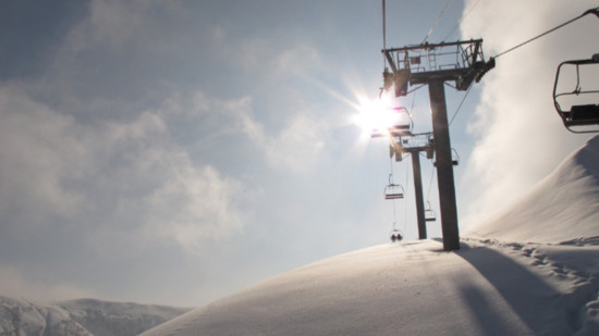 Savoie : Une station de ski propose des forfaits gratuits tout l'hiver