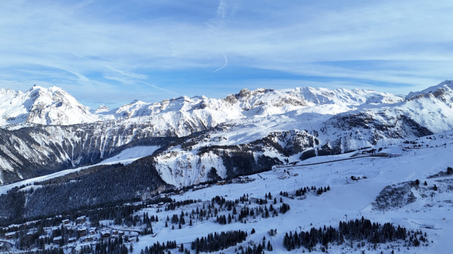 Courchevel : la retenue collinaire de la Loze, un danger pour les JO 2030 ? Courchevel : la retenue collinaire de la Loze, un danger pour les JO 2030 ?