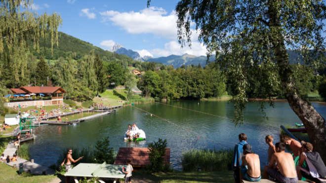 Haute-Savoie : Un adolescent se noie dans le lac de la Beunaz Haute-Savoie : Un adolescent se noie dans le lac de la Beunaz