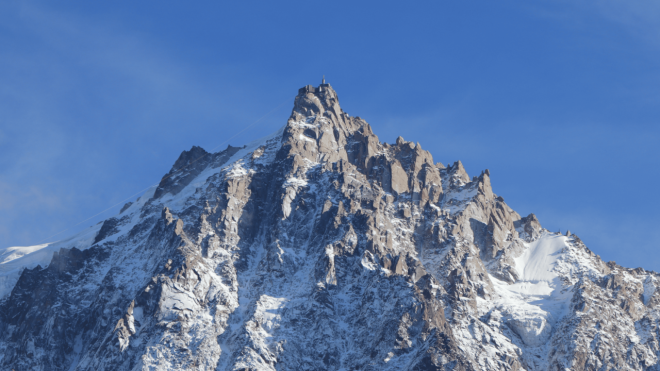 Mont-Blanc : 4 807,47 mètres pour le toit de l'Europe Mont-Blanc : 4 807,47 mètres pour le toit de l'Europe